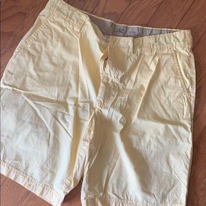Men’s IZOD shorts!